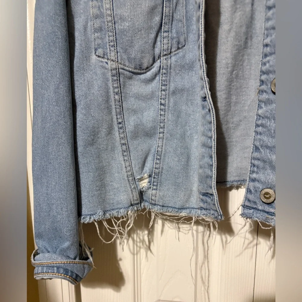 Hollister Light Wash Denim Frayed Distressed Button Biker Rock Grunge Jacket XL - Picture 3 of 9